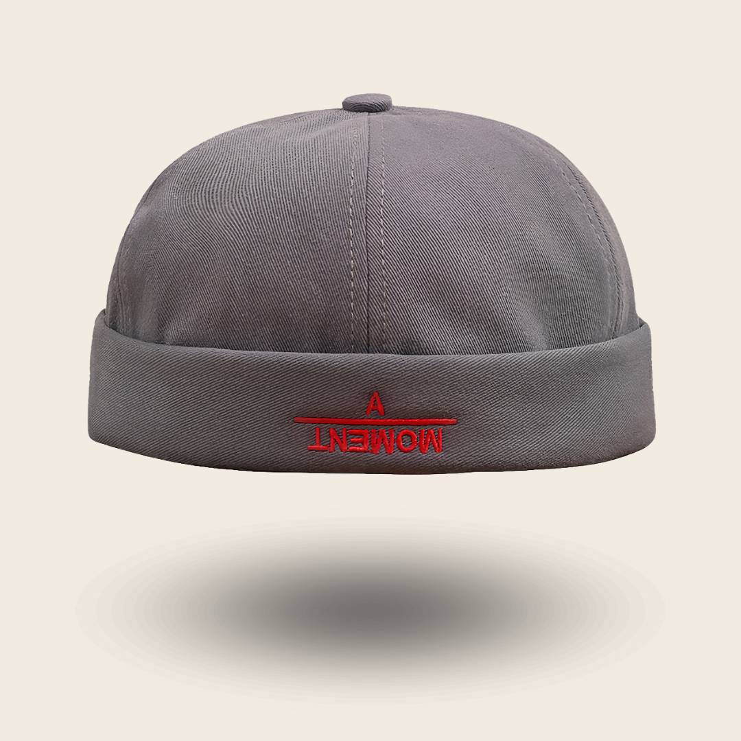 Bonnet Docker "A Moment"