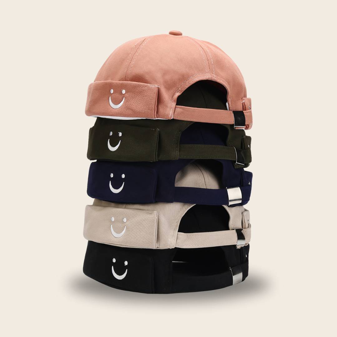 Bonnet Smiley