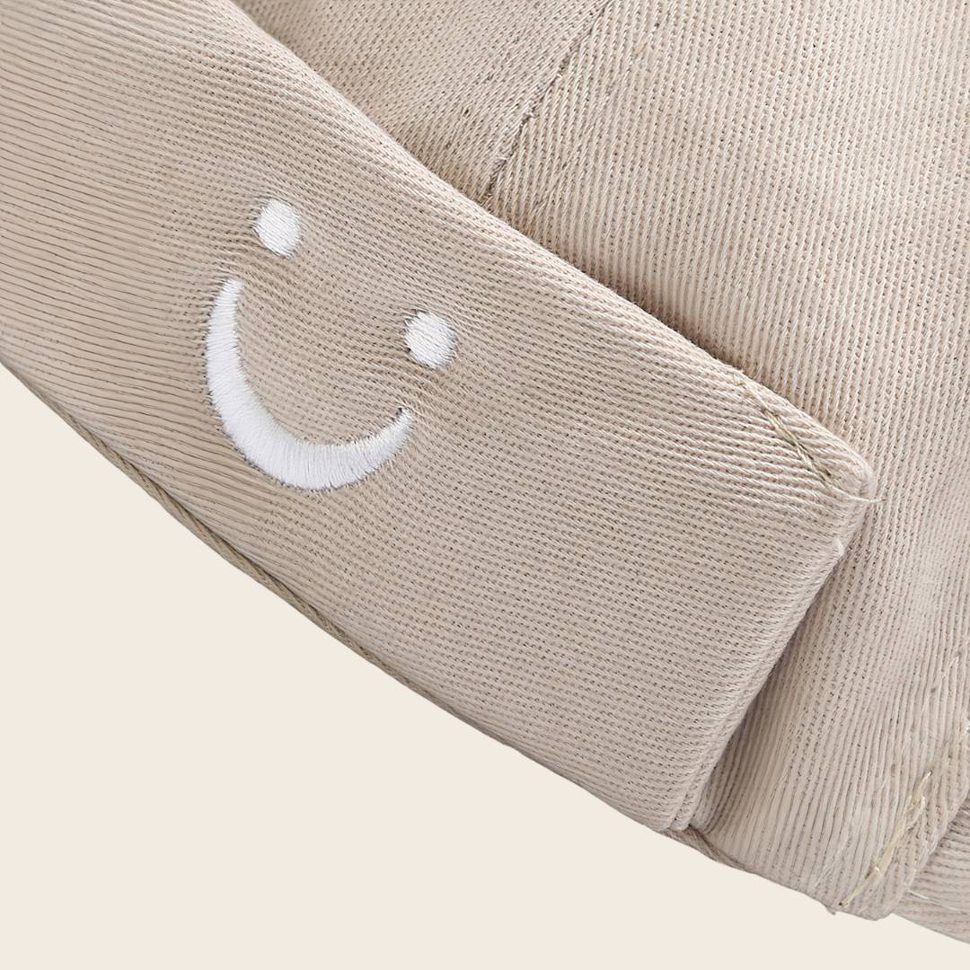 Bonnet Smiley