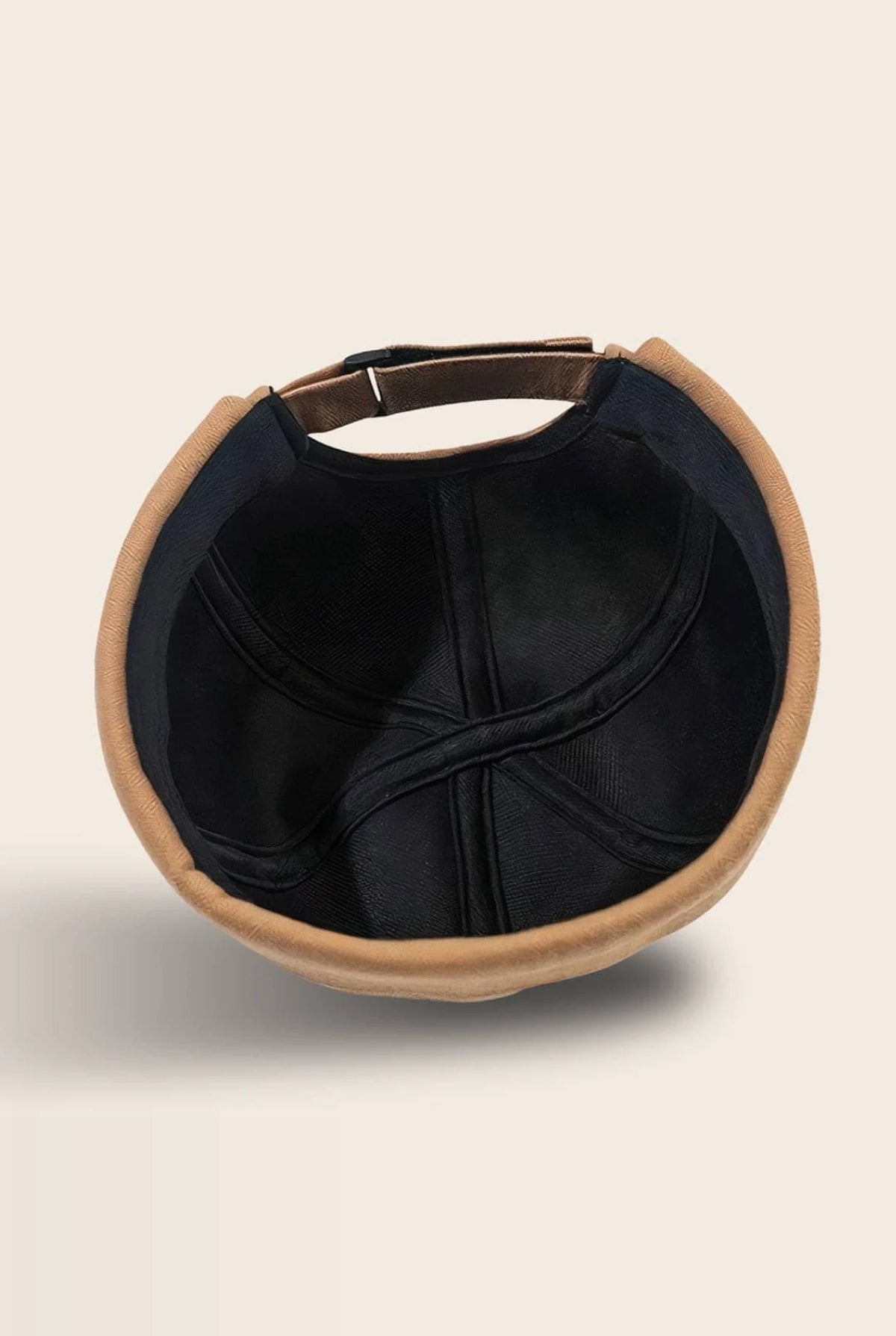 Intérieur du bonnet docker Tissu Chevron camel, doublure noire