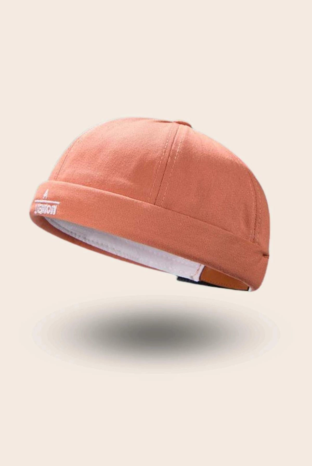 Bonnet docker A Moment orange, packshot vue de profil
