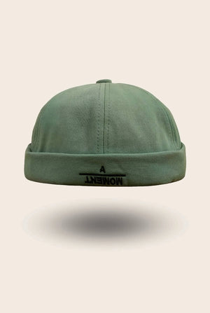 Bonnet docker A Moment vert sauge avec logo brodé, vue de face
