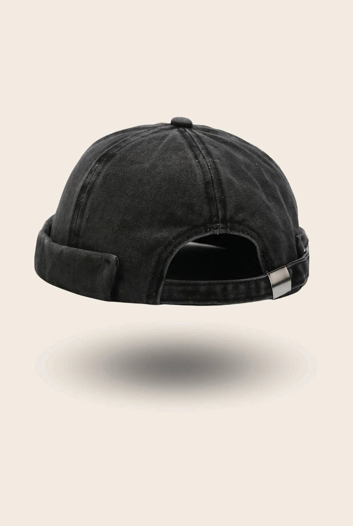 Bonnet docker en coton noir, effet délavé, vue de dos