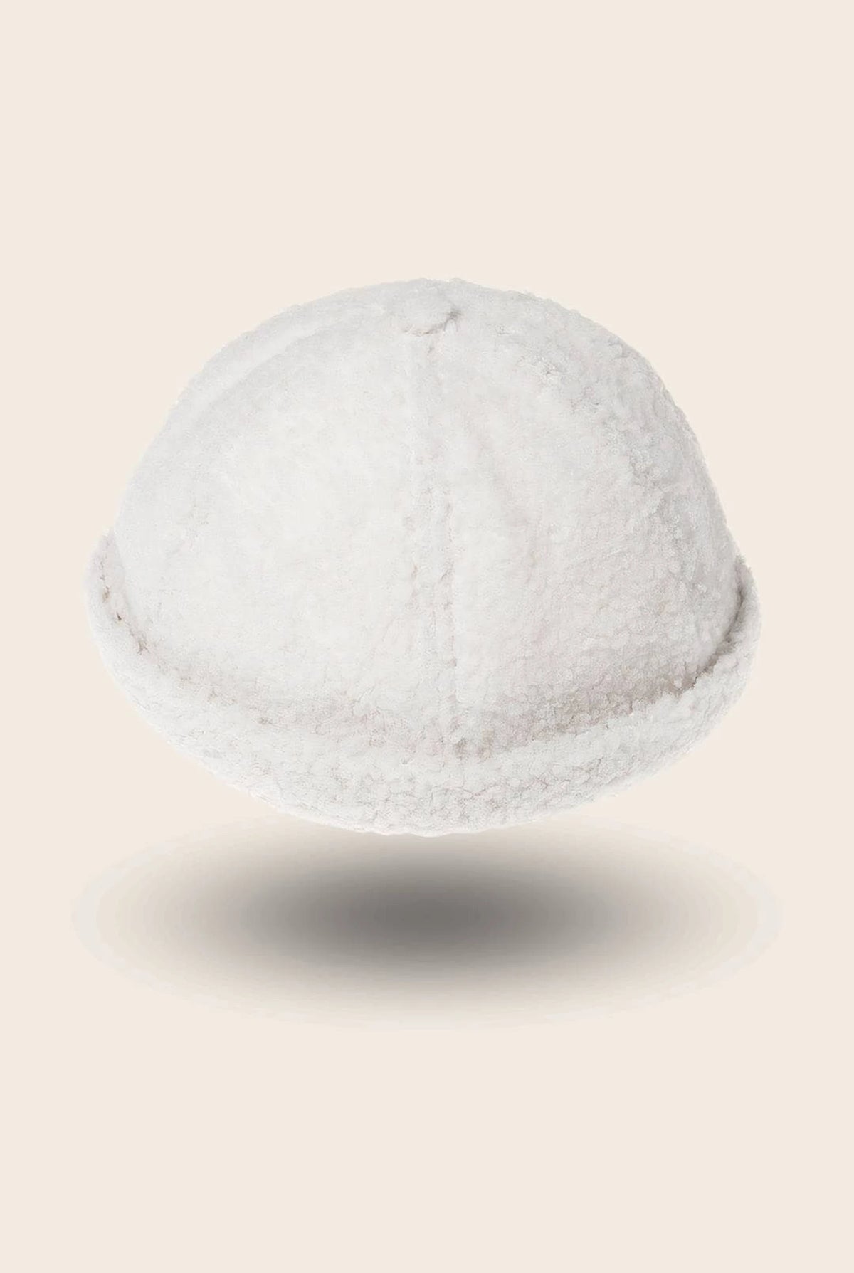 Bonnet docker Effet Laine blanc, texture bouclette, vue de face