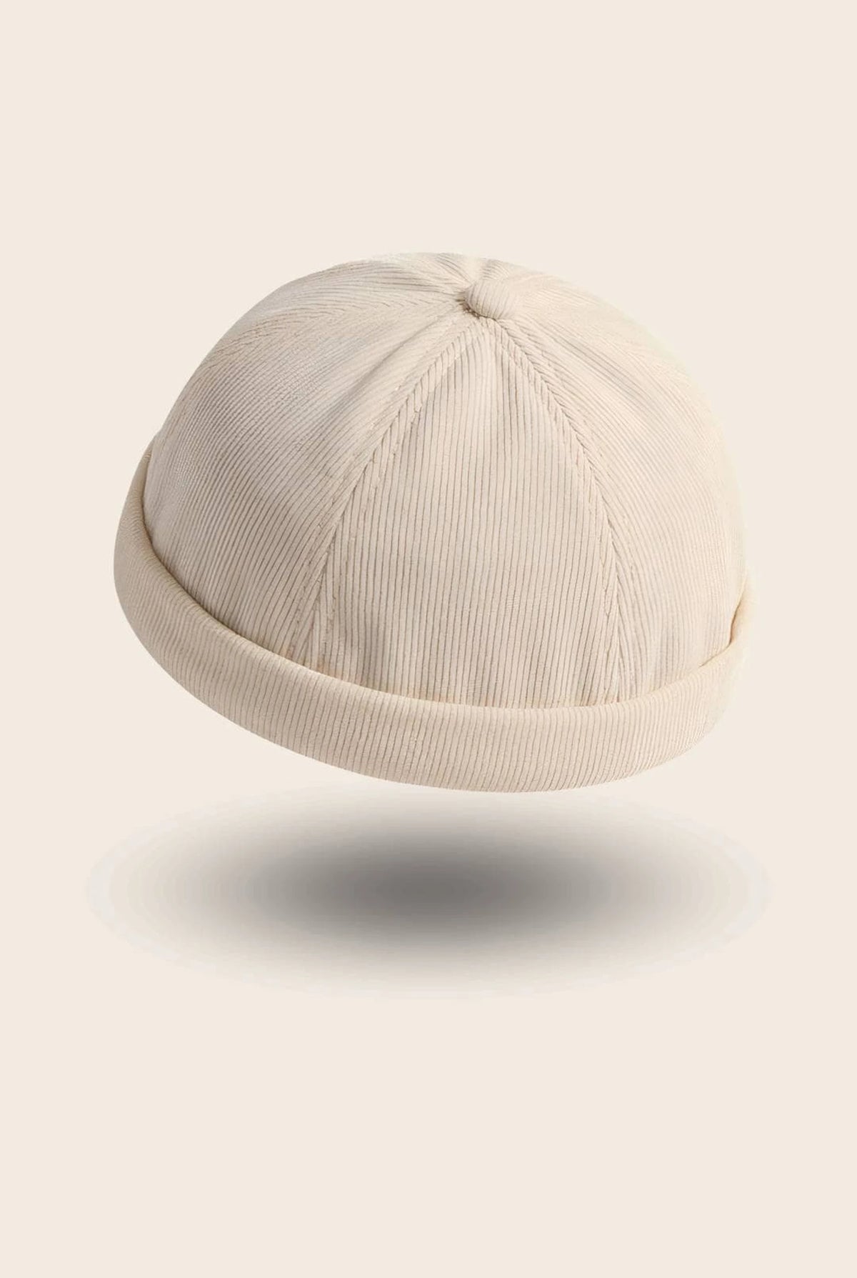 Bonnet docker en Velours écru, texture côtelée, vue de trois quarts