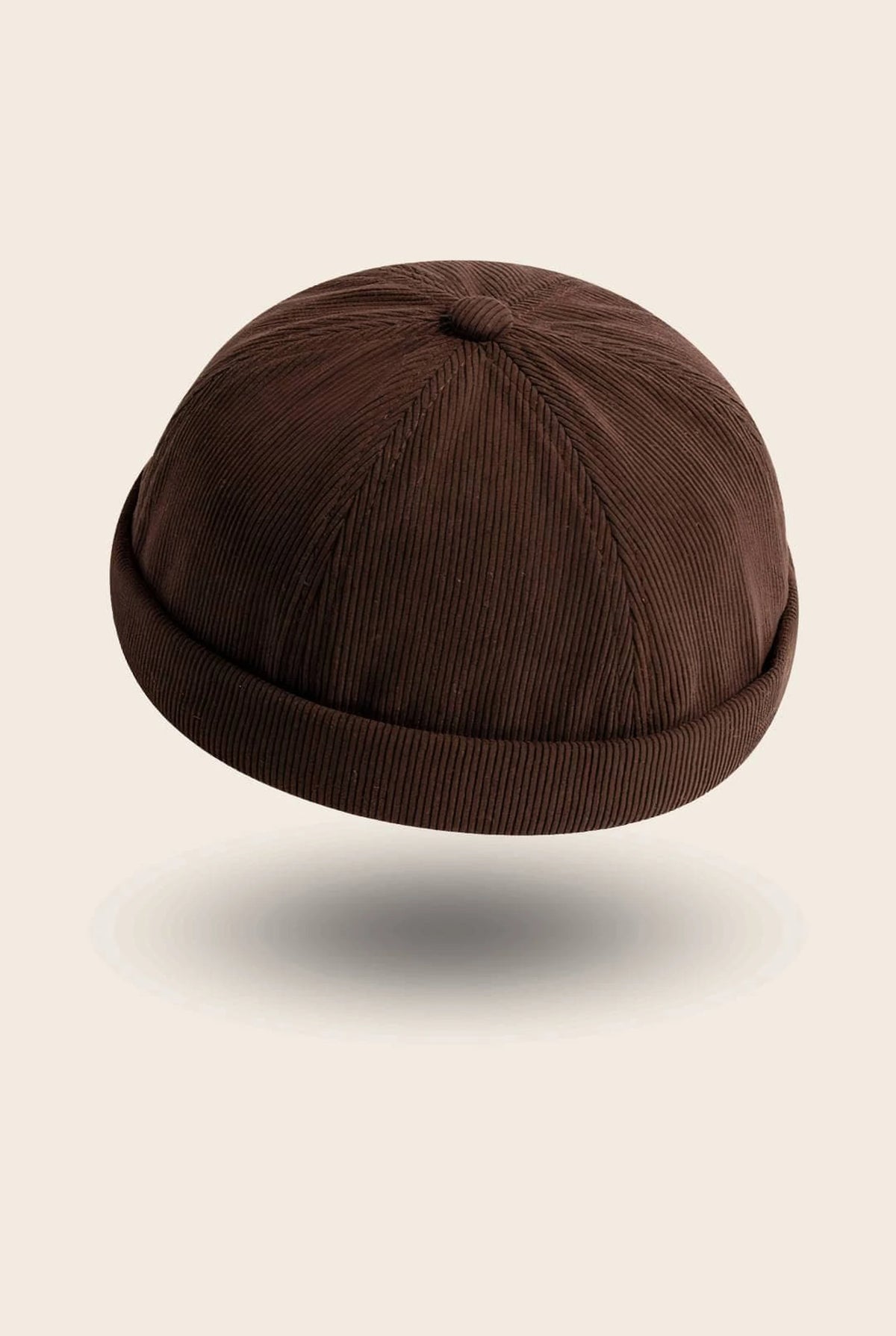 Bonnet docker en Velours marron, texture côtelée, vue de trois quarts