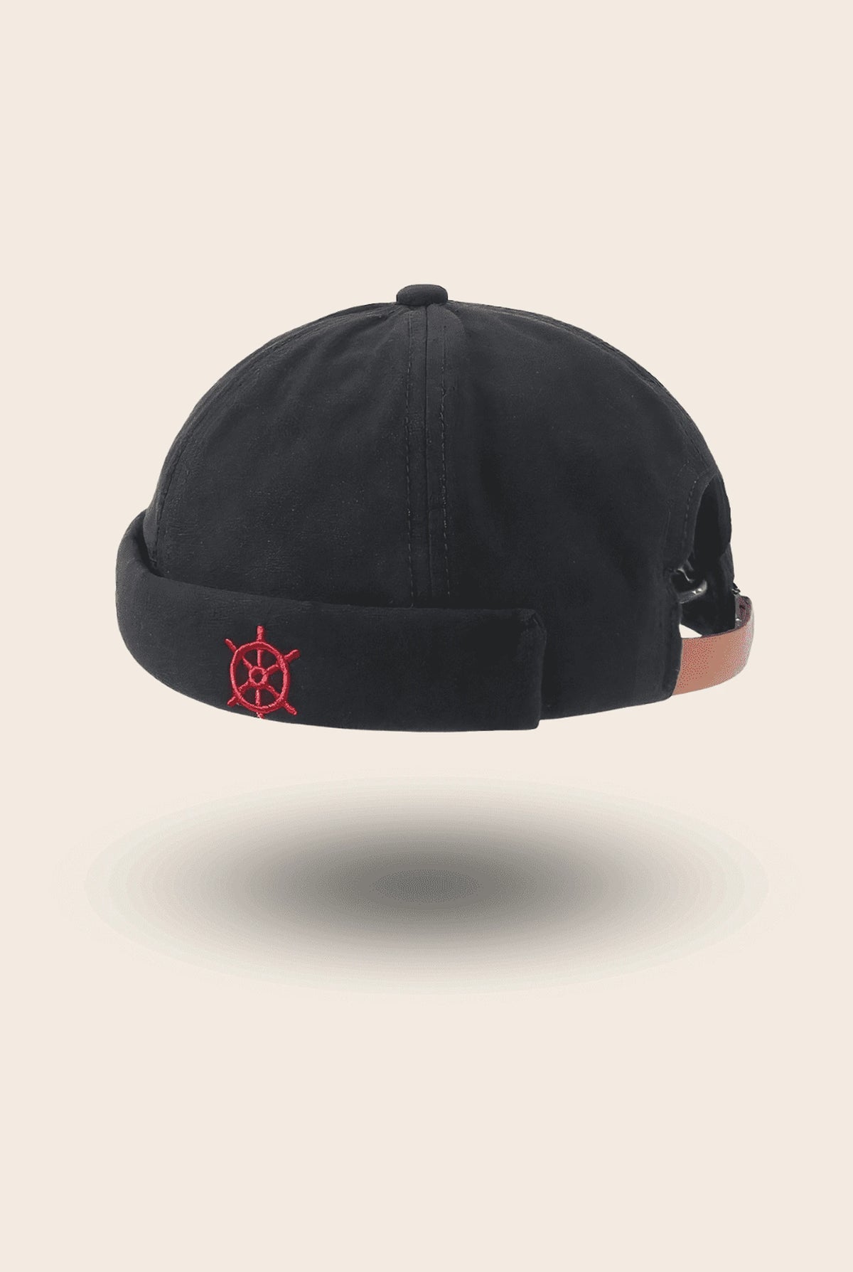 Bonnet docker Marin noir, vue de dos avec gouvernail brodé