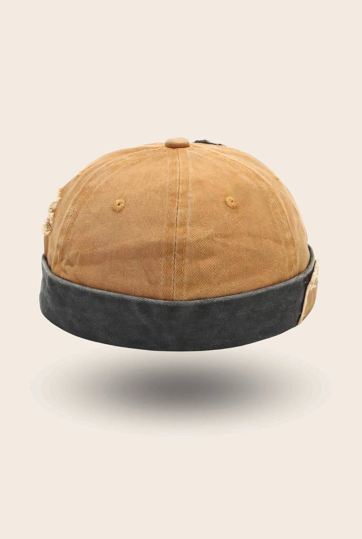 Bonnet docker streetwear camel effet vieilli, vue de face